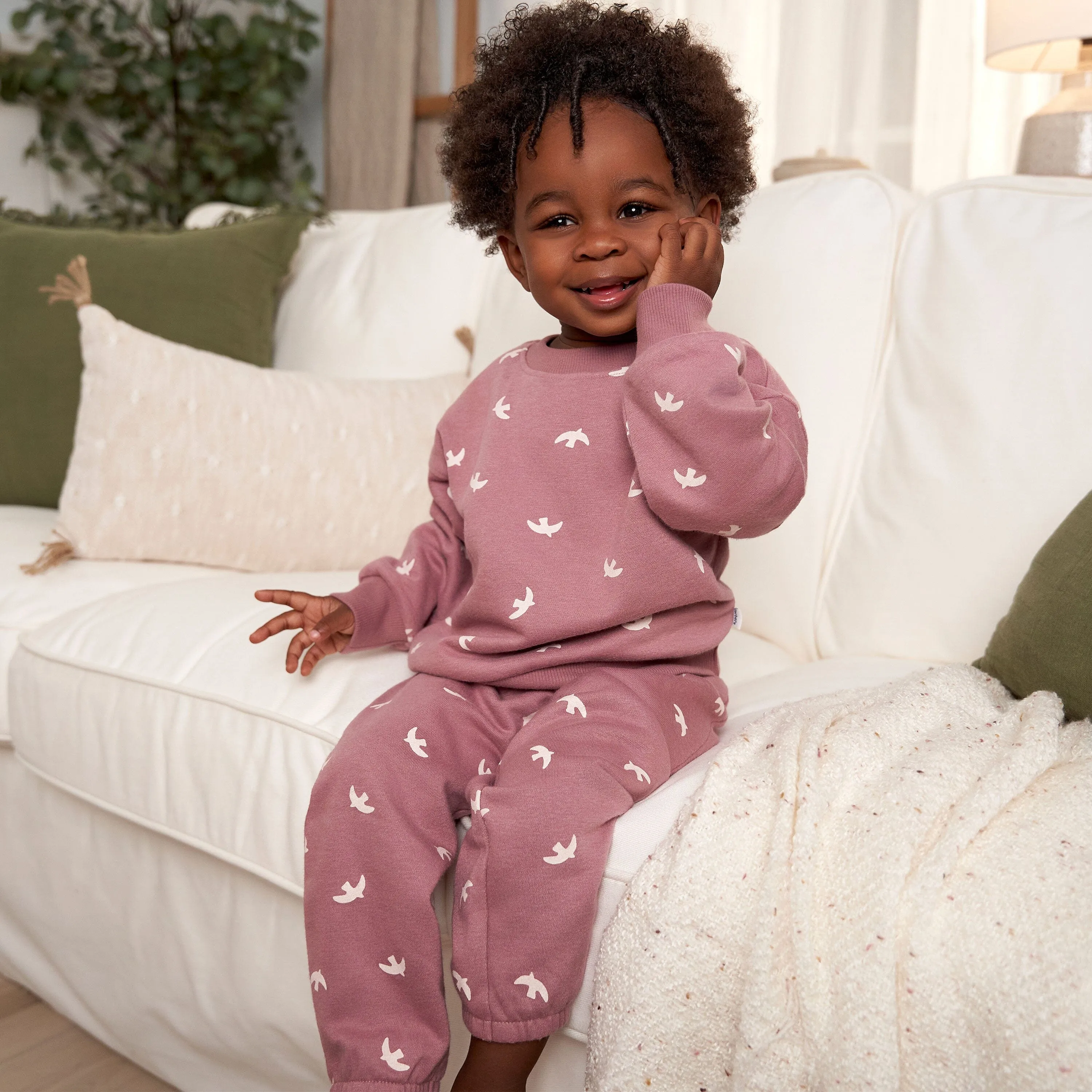 2-Piece Infant and Toddler Girls Birds Sweatshirt & Pant Set