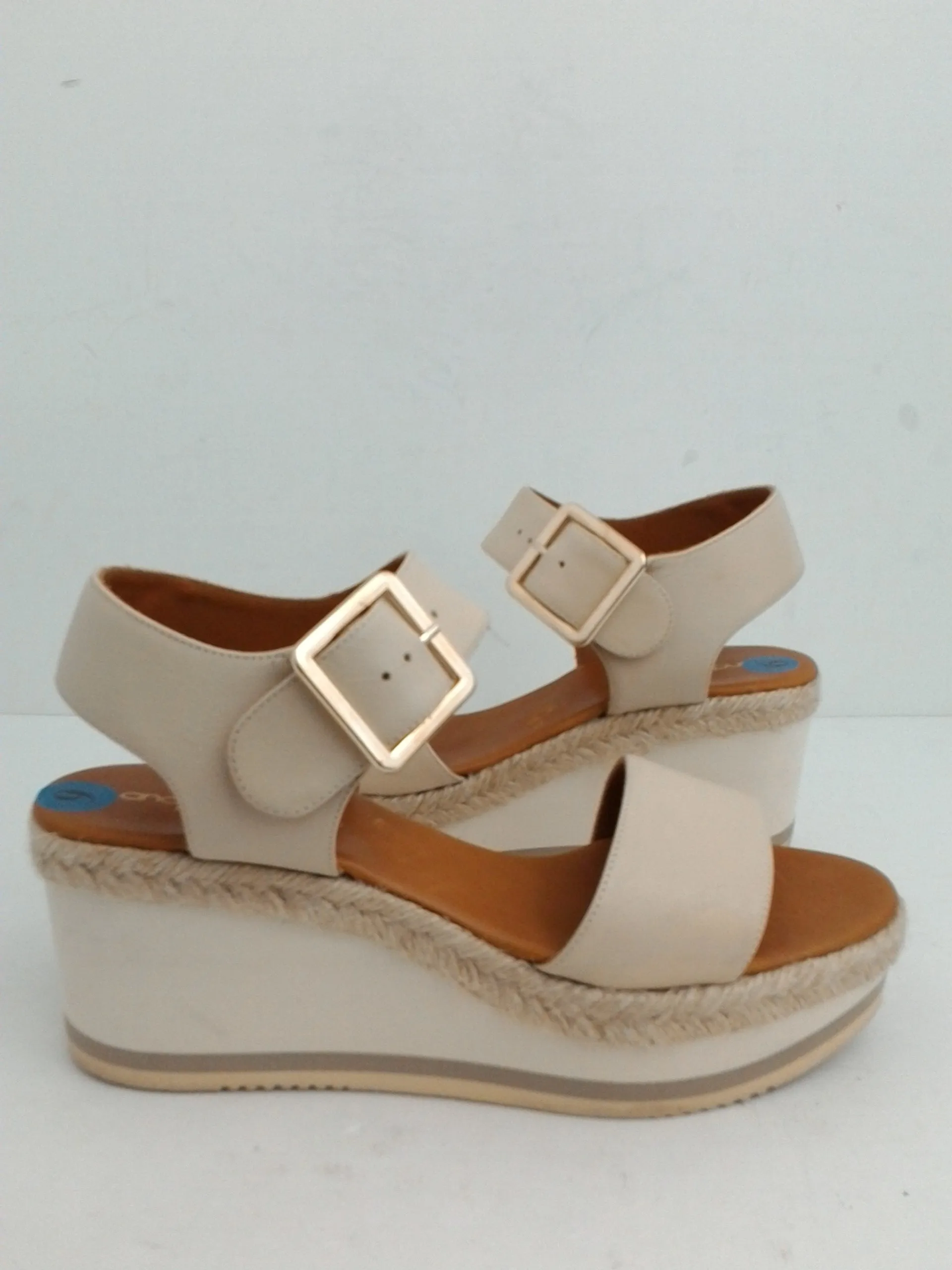 André Assous Women's Beige Leather Wedge Sandal Size 40