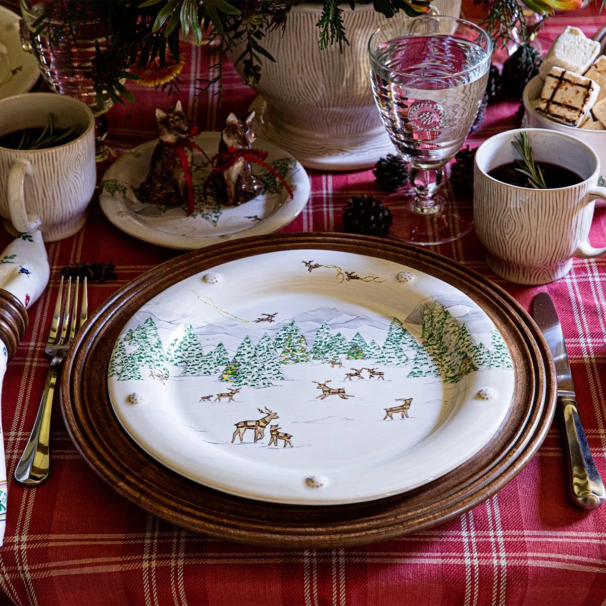 Berry & Thread North Pole Dinner Plate