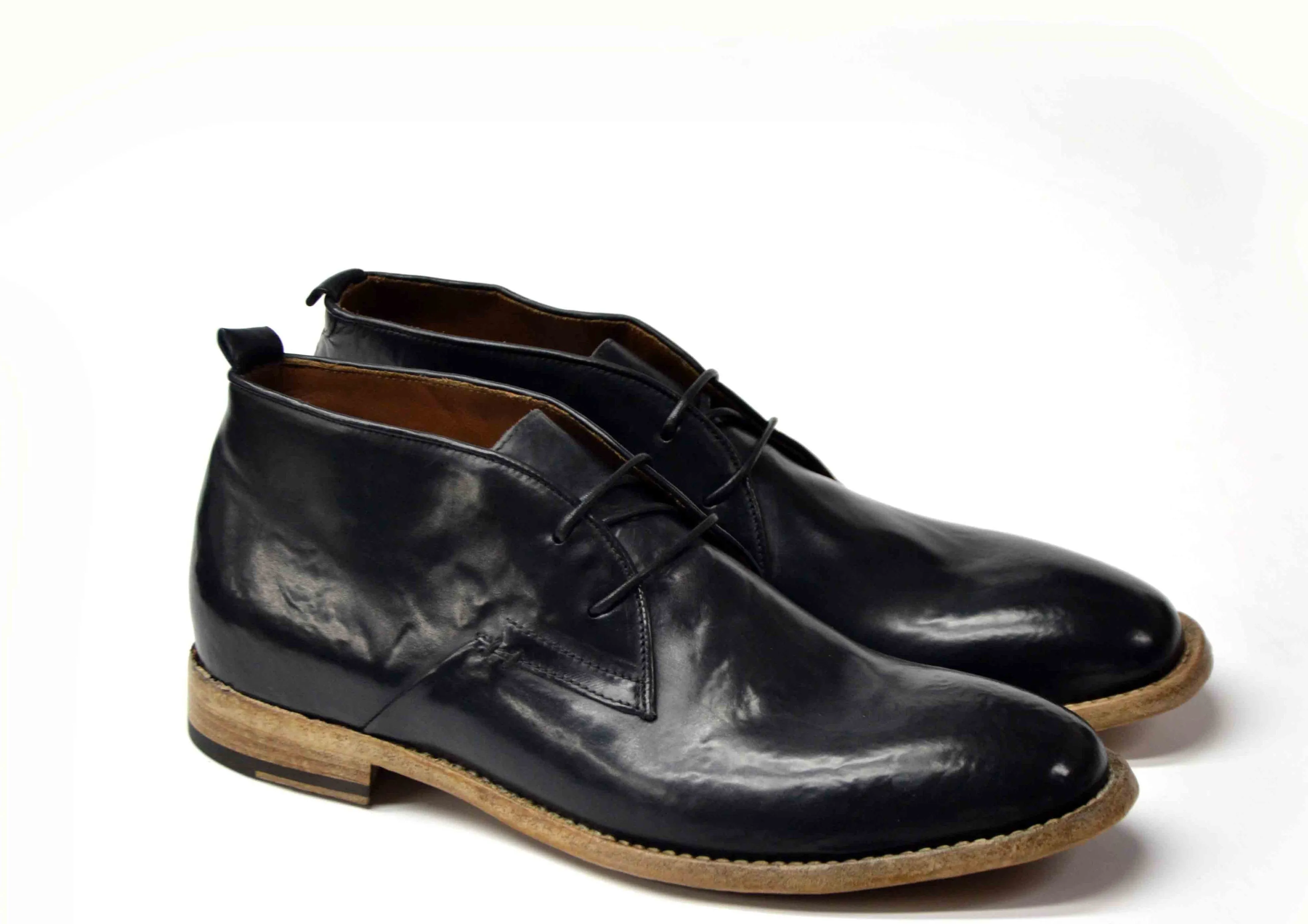 Clark Black Washed Mid Shoes