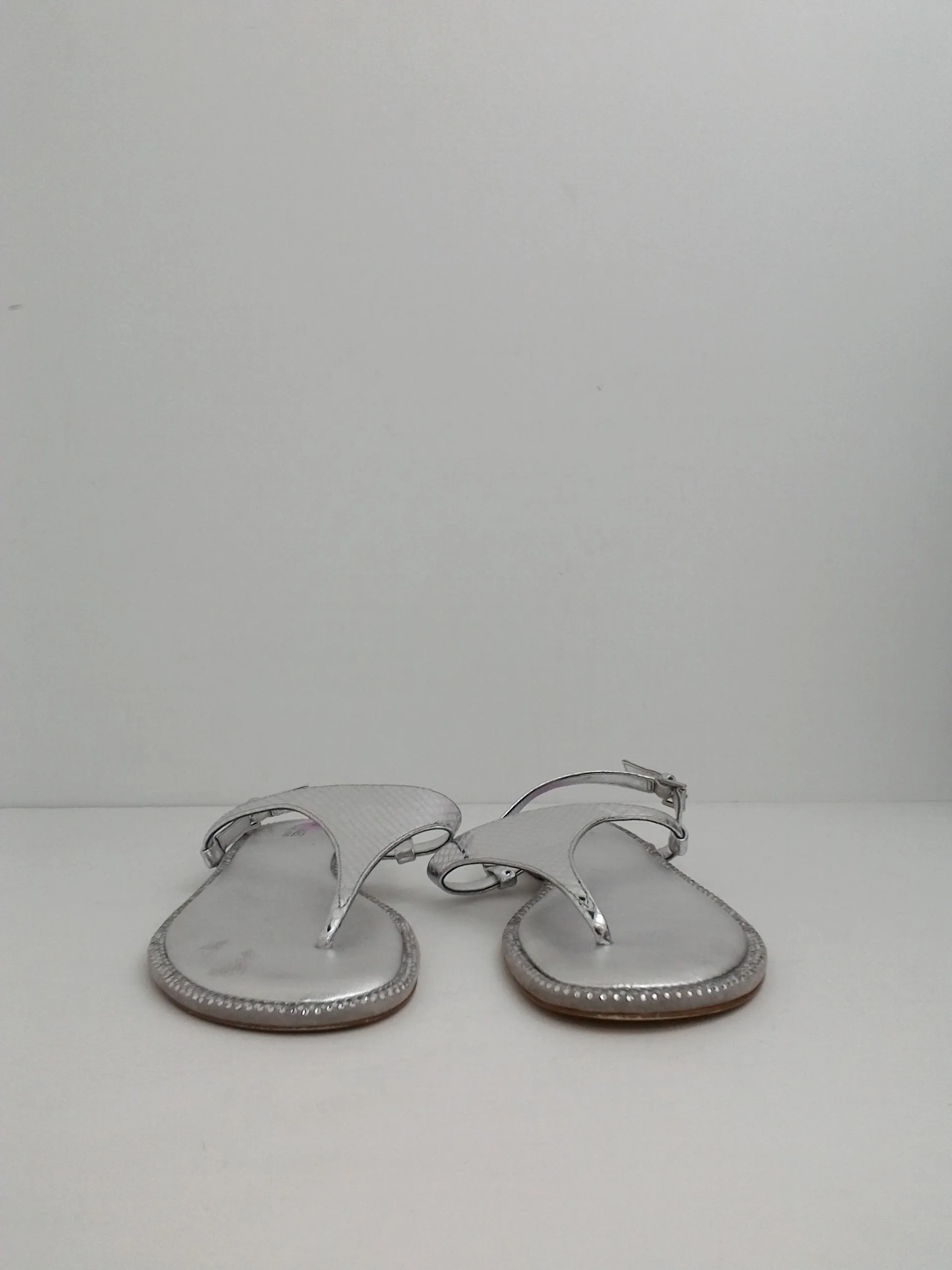 Michael Kors Women's Silver Leather thong Sandal Size 5