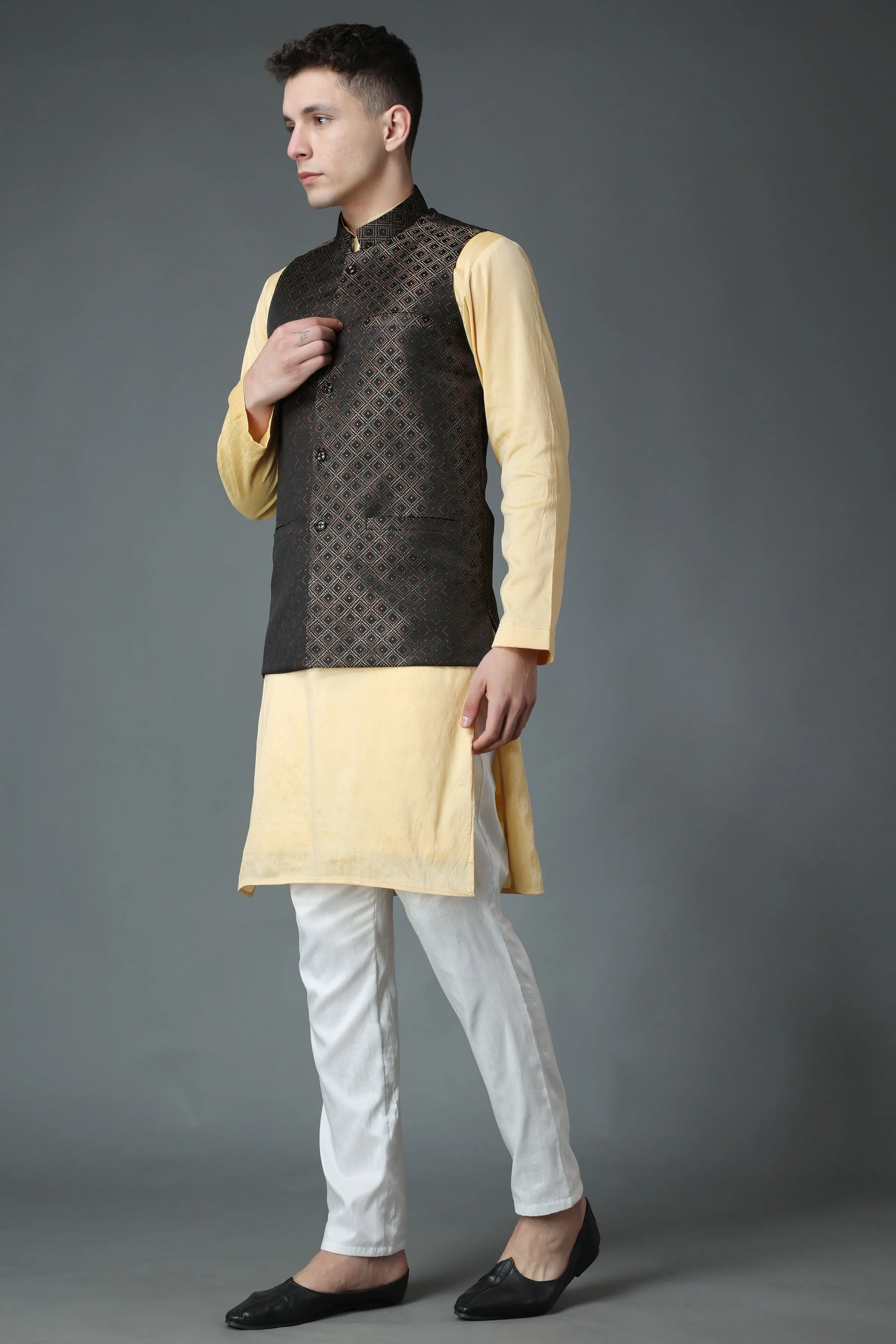 Ode to Life Jacket Kurta Set