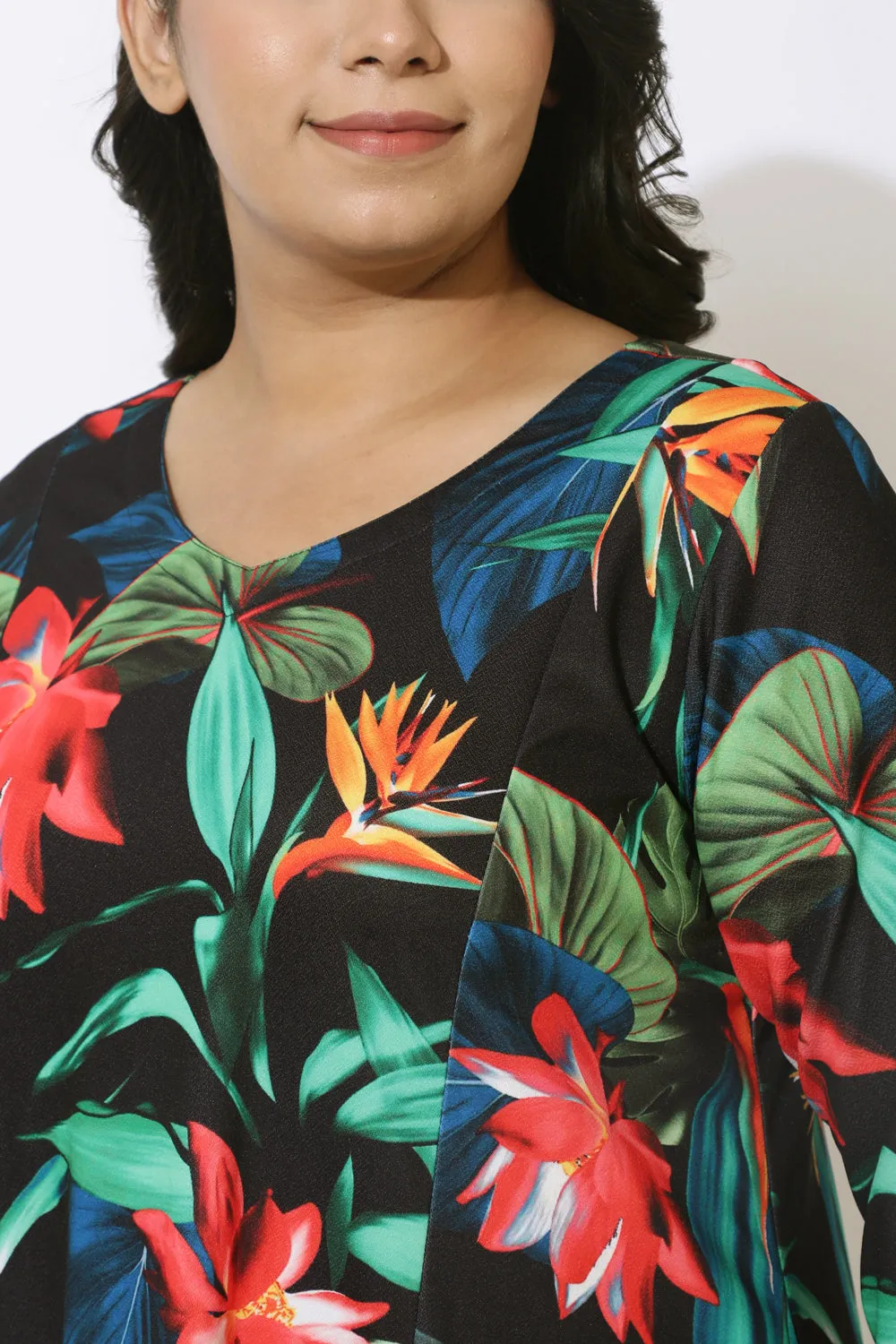 Plus Size Black Tropical Print Maxi Dress