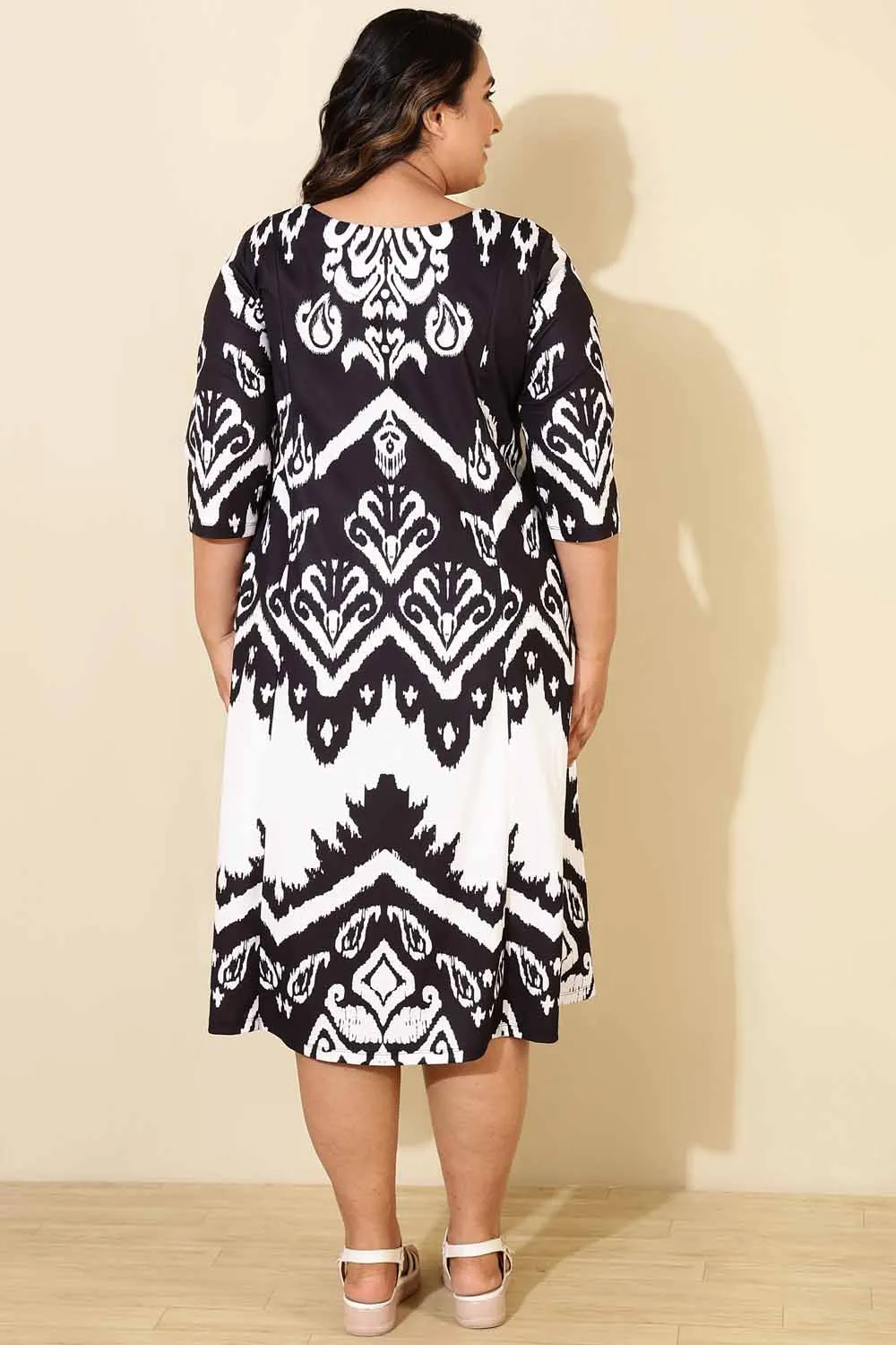 Plus Size Black White Print A Line Dress